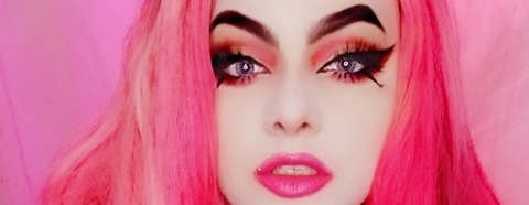 View RobinTheGoddess (robinthegoddess) OnlyFans 286 Photos and 17 Videos gallery 

 picture 2