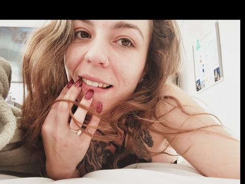 View robynburd OnlyFans content for free 

 picture 2