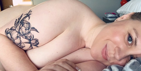 Onlyfans leak robynngrey 

 picture 2