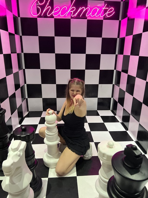 robynundercover OnlyFans Leaked 

 picture 2