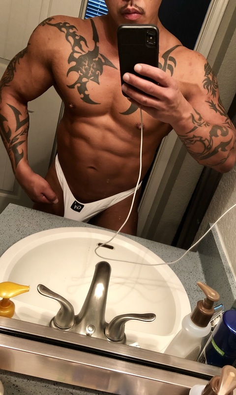 roc5295 (Roc5295) OnlyFans Leaked Content 

 picture 2