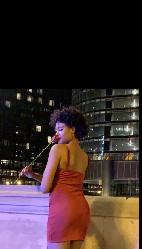 rocbabe OnlyFans Leak (10 Photos and 3 Videos) 

 picture 2