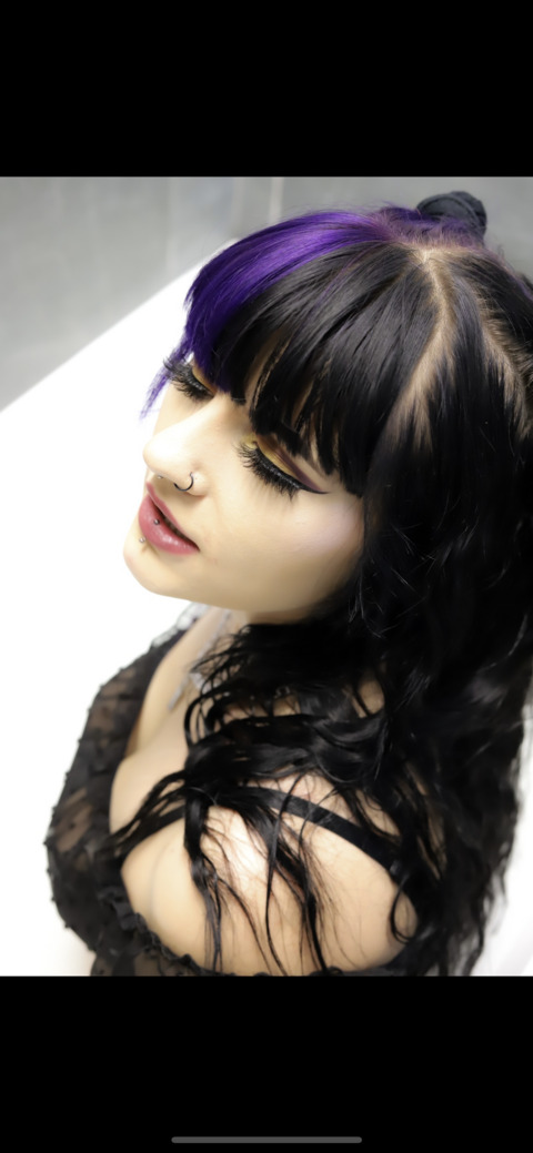 rocknrollbaby4200 OnlyFans Leaked (0 Photos and 0 Videos) 

 picture 2