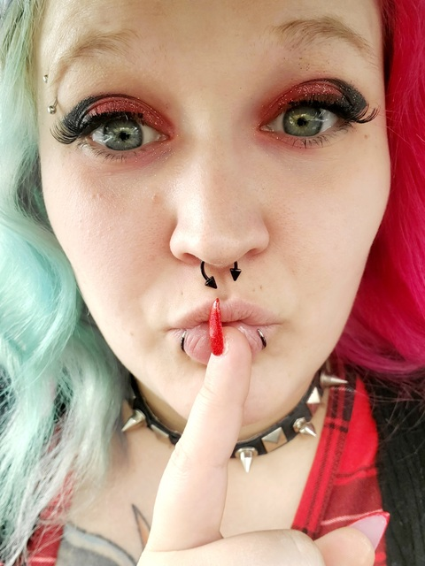 roguemarie OnlyFans Leaks (47 Photos and 6 Videos) 

 picture 2