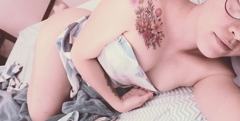 Onlyfans leak rojita22 

 picture 2