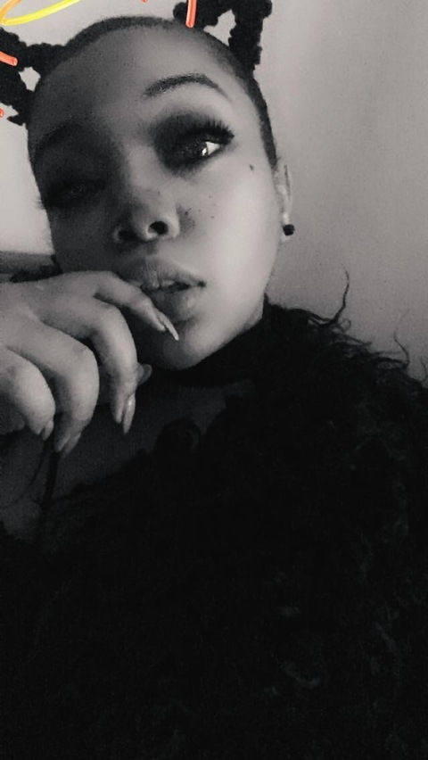 Onlyfans leak ronirae 

 picture 2