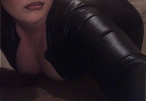 @rose.cali leak Onlyfans content for free 

 picture 2