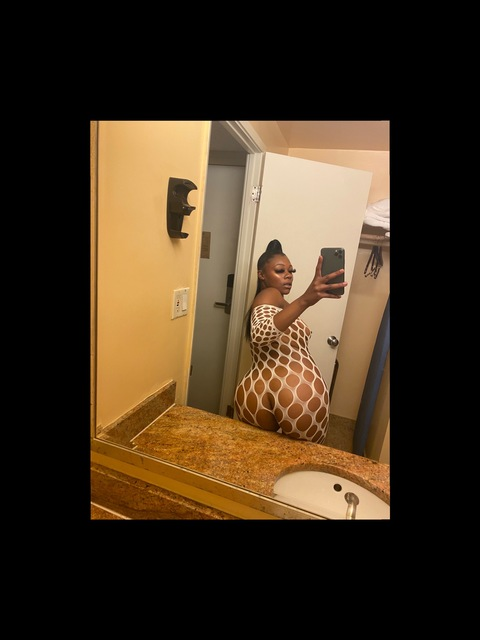rose.waters OnlyFans Leaks (29 Photos and 21 Videos) 

 picture 2