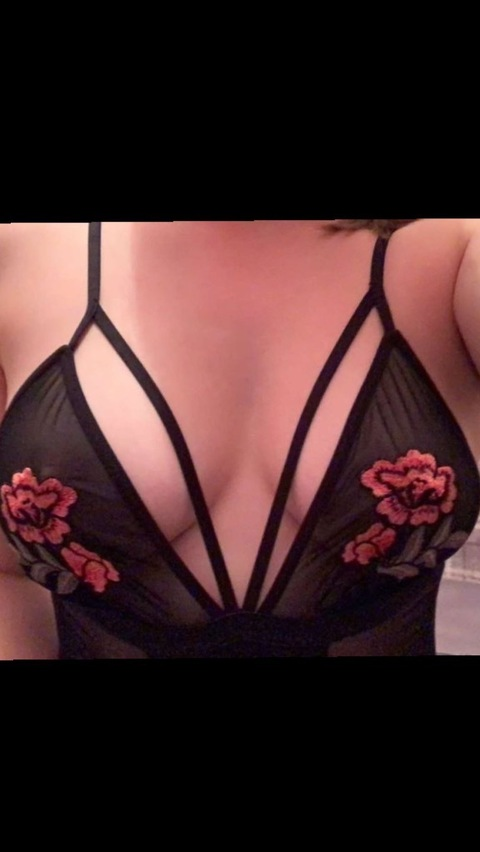 Onlyfans free rose789 

 picture 2