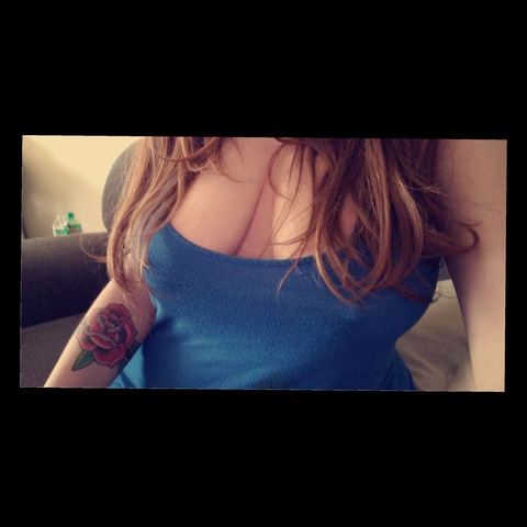 View roseee1998 OnlyFans videos and photos for free 

 picture 2