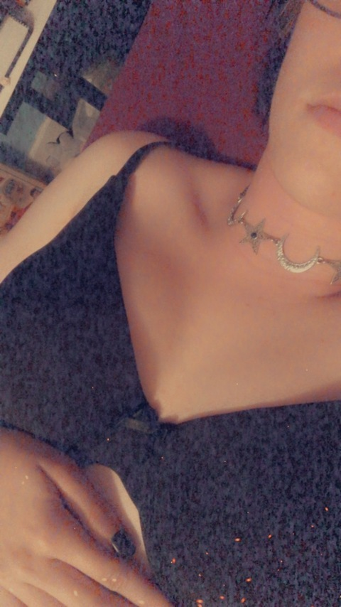 roselinaxflower OnlyFans Leaks 

 picture 2