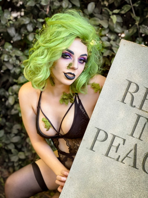 View roseygcosplay1 OnlyFans videos and photos for free 

 picture 2