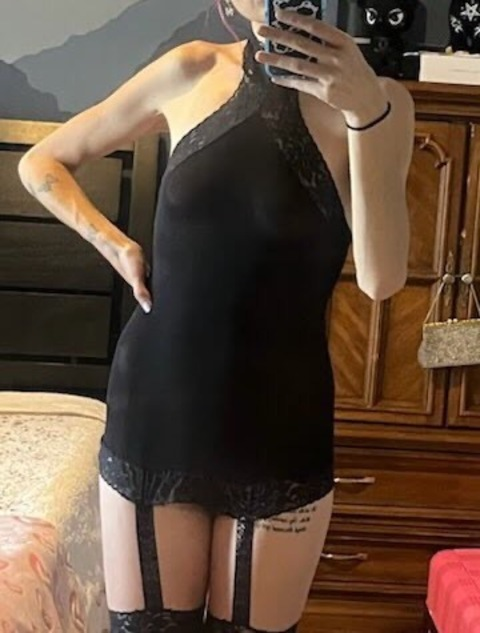 Download roseymarievip OnlyFans content for free 

 picture 2