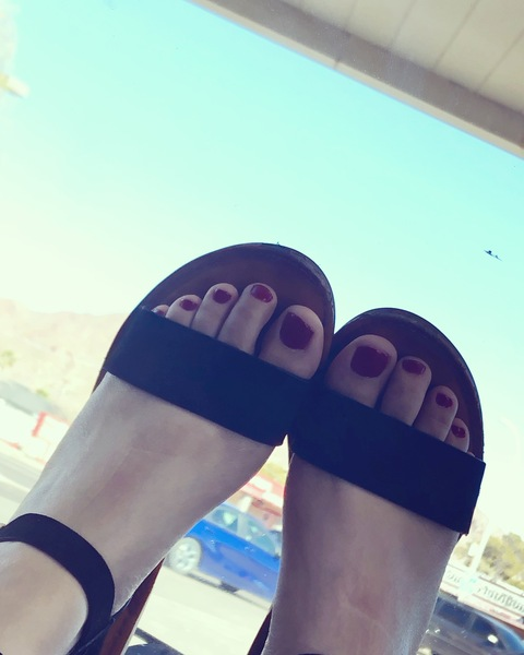 View rosiedoll1017 OnlyFans videos and photos for free 

 picture 2