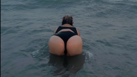 Download roslynclaire OnlyFans content free 

 picture 2