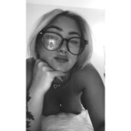 Download rowanxx OnlyFans content for free 

 picture 1