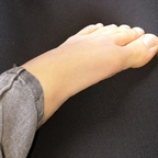 rox-feet (Rox Feet) free OnlyFans Leaks 

 picture 1