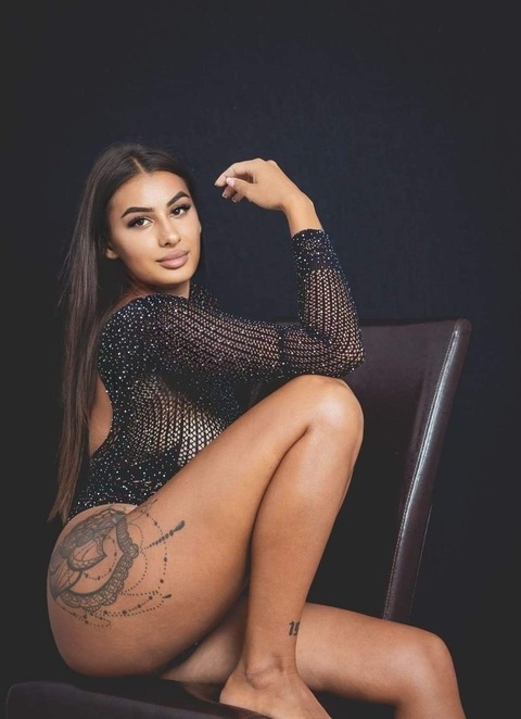 Get Free access to @roxet044 Leaked OnlyFans 

 picture 2