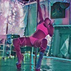 View roxierave (Roxie Rave) OnlyFans 169 Photos and 45 Videos leaks 

 picture 1