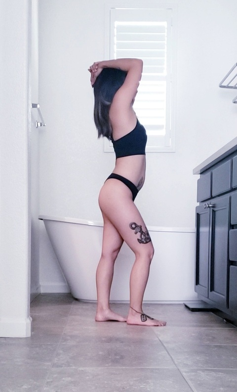 Download roxy_xo7 OnlyFans content free 

 picture 2