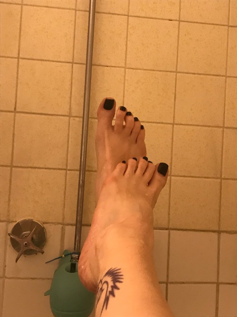 roxyprettytoes OnlyFans Leaks 

 picture 2