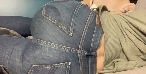roxyskitty OnlyFans Leak 

 picture 2