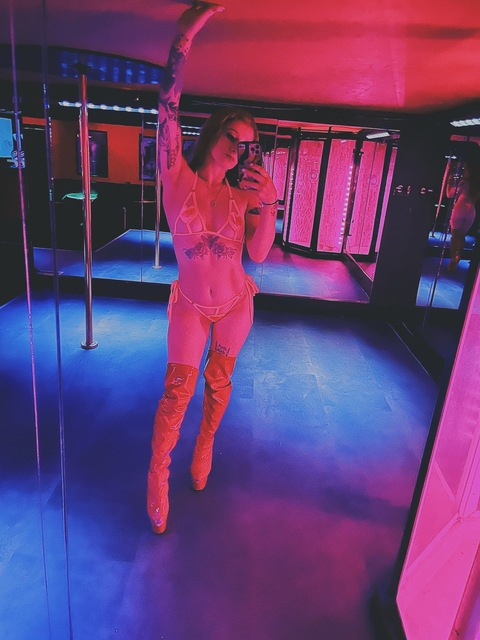 Get Free access to @rozeebee Leaks OnlyFans 

 picture 2