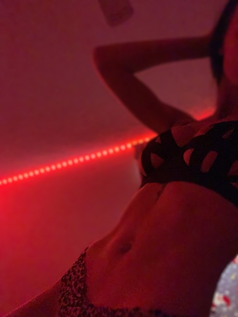 Download rrachel-leighh OnlyFans content free 

 picture 2