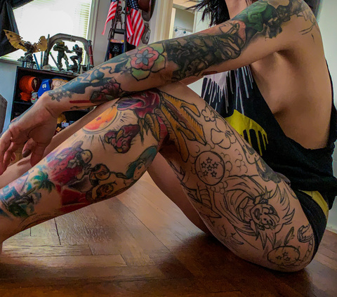 rrrxr (RRR) OnlyFans Leaks 

 picture 2