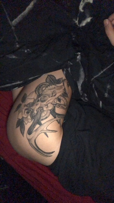 runningwithw0lves OnlyFans Leaks 

 picture 2