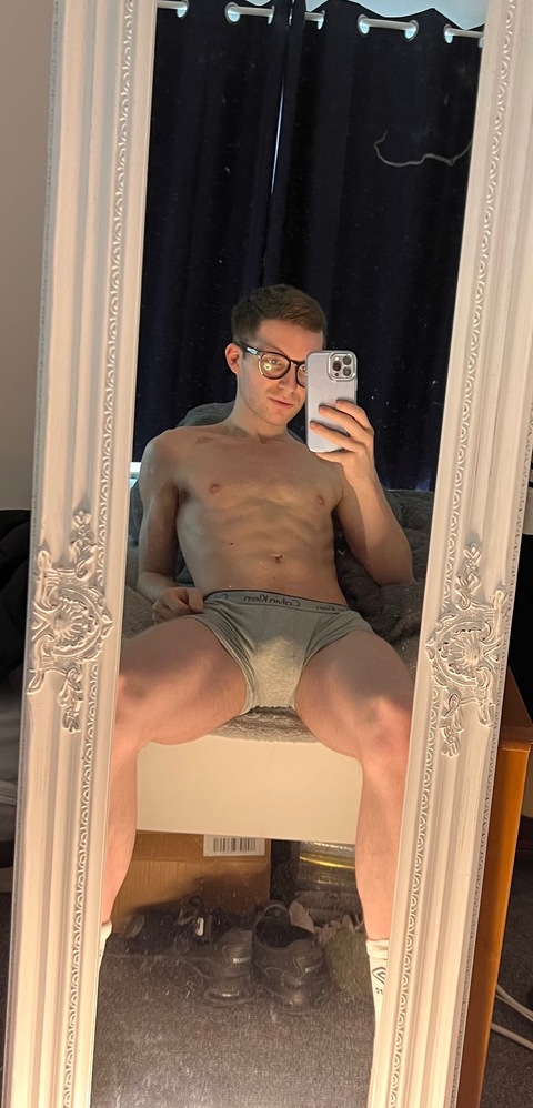 Onlyfans leak ryan_mcclaren 

 picture 2