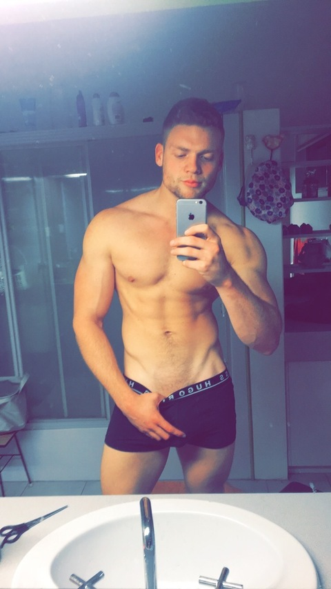 ryanflareoz OnlyFans Leaked (2 Photos and 0 Videos) 

 picture 2
