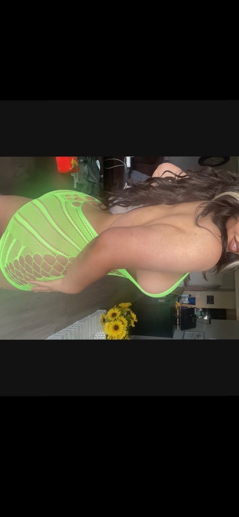 Free access to @s0lanaxo Leaks OnlyFans 

 picture 2