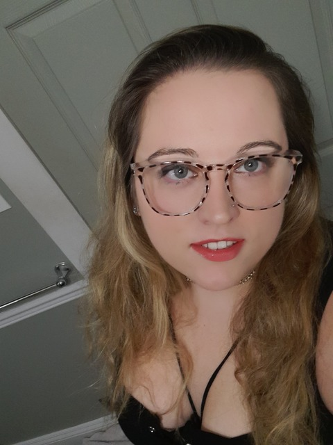sadiethenurse OnlyFans Leaks (117 Photos and 35 Videos) 

 picture 2