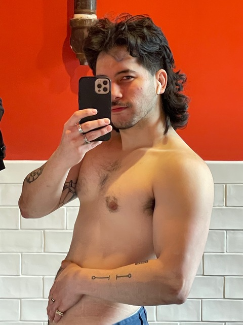 sadthiccdaddy OnlyFans Leak 

 picture 2