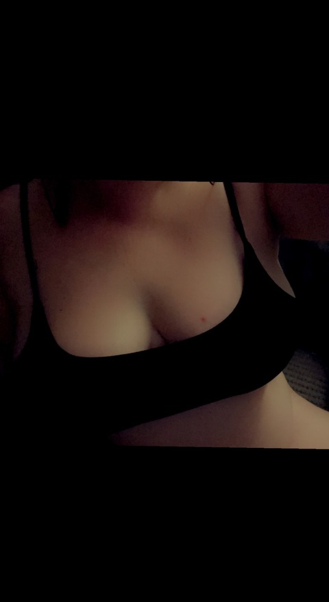 View saffronh11 OnlyFans videos and photos for free 

 picture 2