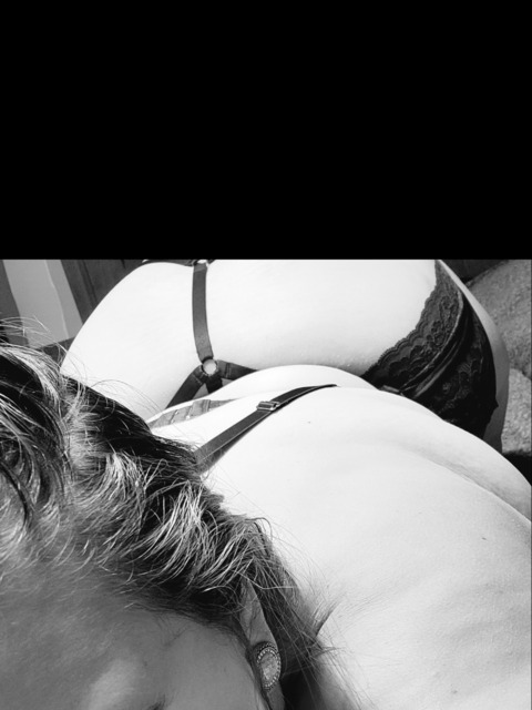 safiresugar420 OnlyFans Leak 

 picture 2