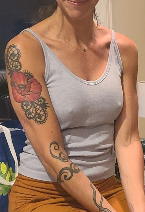 View saltydelicious OnlyFans content for free 

 picture 2