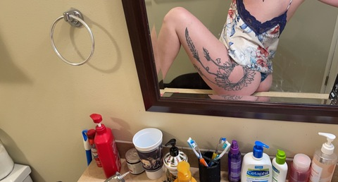 View saltynsweet0917 (Saltynsweet) OnlyFans 54 Photos and 51 Videos leaks 

 picture 2