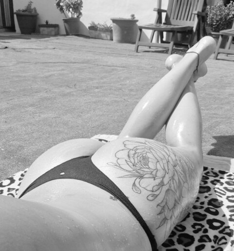 samantha-red (samantha-red) free OnlyFans Leaks 

 picture 2