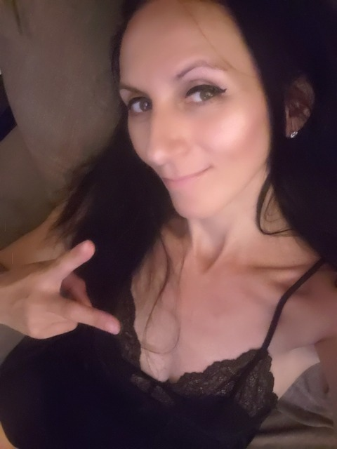 Get Free access to samantha82 (barbara Ferenz) Leaked OnlyFans 

 picture 2