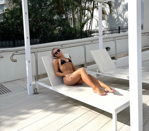 samanthahanson OnlyFans Leaks 

 picture 2