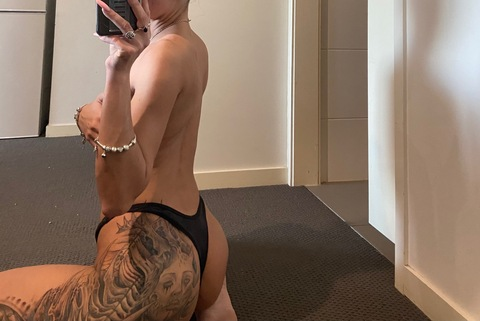 samanthalarrissa (Samantha) OnlyFans Leaked Pictures & Videos 

 picture 2
