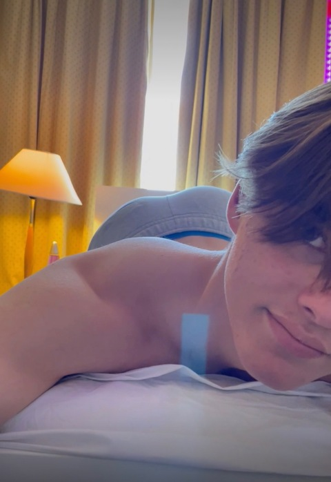 samdejong OnlyFans Leaked (8 Photos and 3 Videos) 

 picture 2