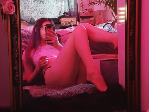 Download samskeexo OnlyFans content free 

 picture 2