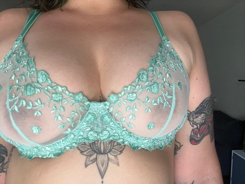Onlyfans leak sanriotallie 

 picture 2