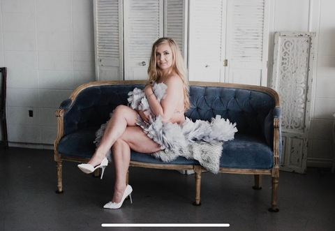sapphireblondie OnlyFans Leaked Photos and Videos 

 picture 2