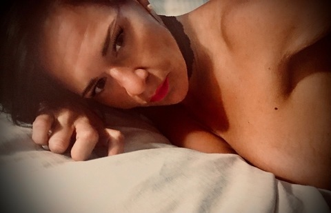 Download sara.english OnlyFans content for free 

 picture 2