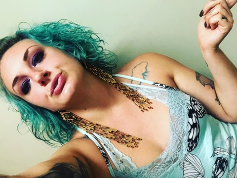 View sarahchix (Sarah Chix) OnlyFans 44 Photos and 53 Videos leaks 

 picture 2