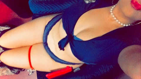 View sarahsundown69 OnlyFans content for free 

 picture 2